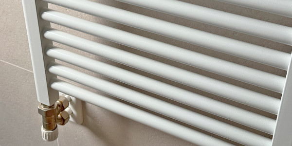 Reformas Integrales Cortelazor · Instalación Calefacción y Radiadores